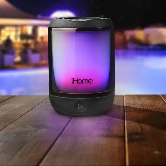 ✨host pick ✨ ihome Bluetooth portable speakers - Picture 1 of 7